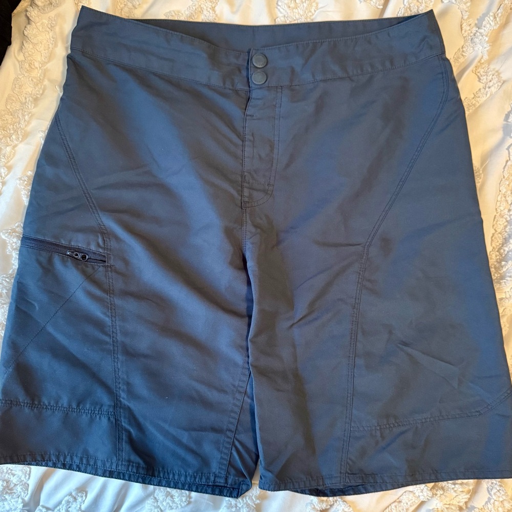 Men's Dark Grey Columbia Shorts
